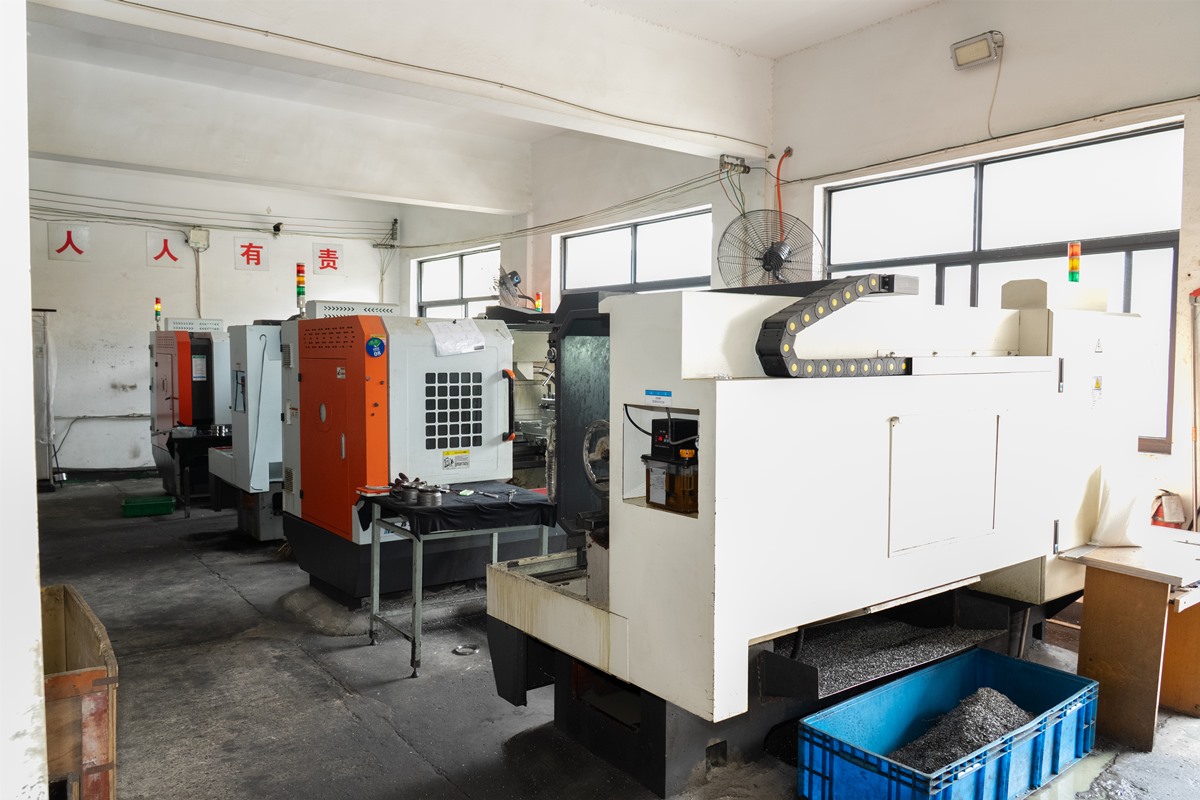 ningbo-shengfa-hardware-cnc-machine